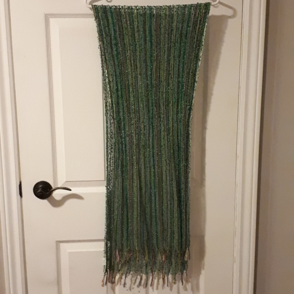 Handcrafted Fair Trade Scarf - Picture 2 of 3